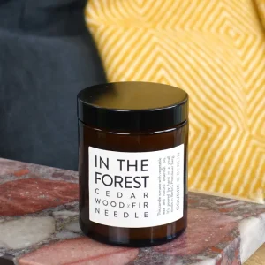 IN THE FOREST cedarwood x fir needle/ ESSENTIALS Duftkerze