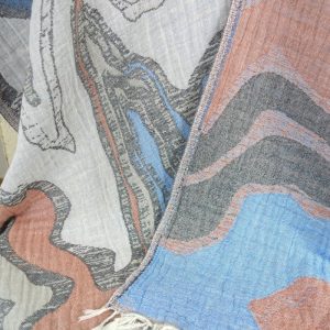 luxuriöses Badetuch reflections terracotta blue