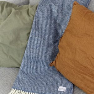Wolldecke / Kuscheldecke twill light denim recycelte Wolle